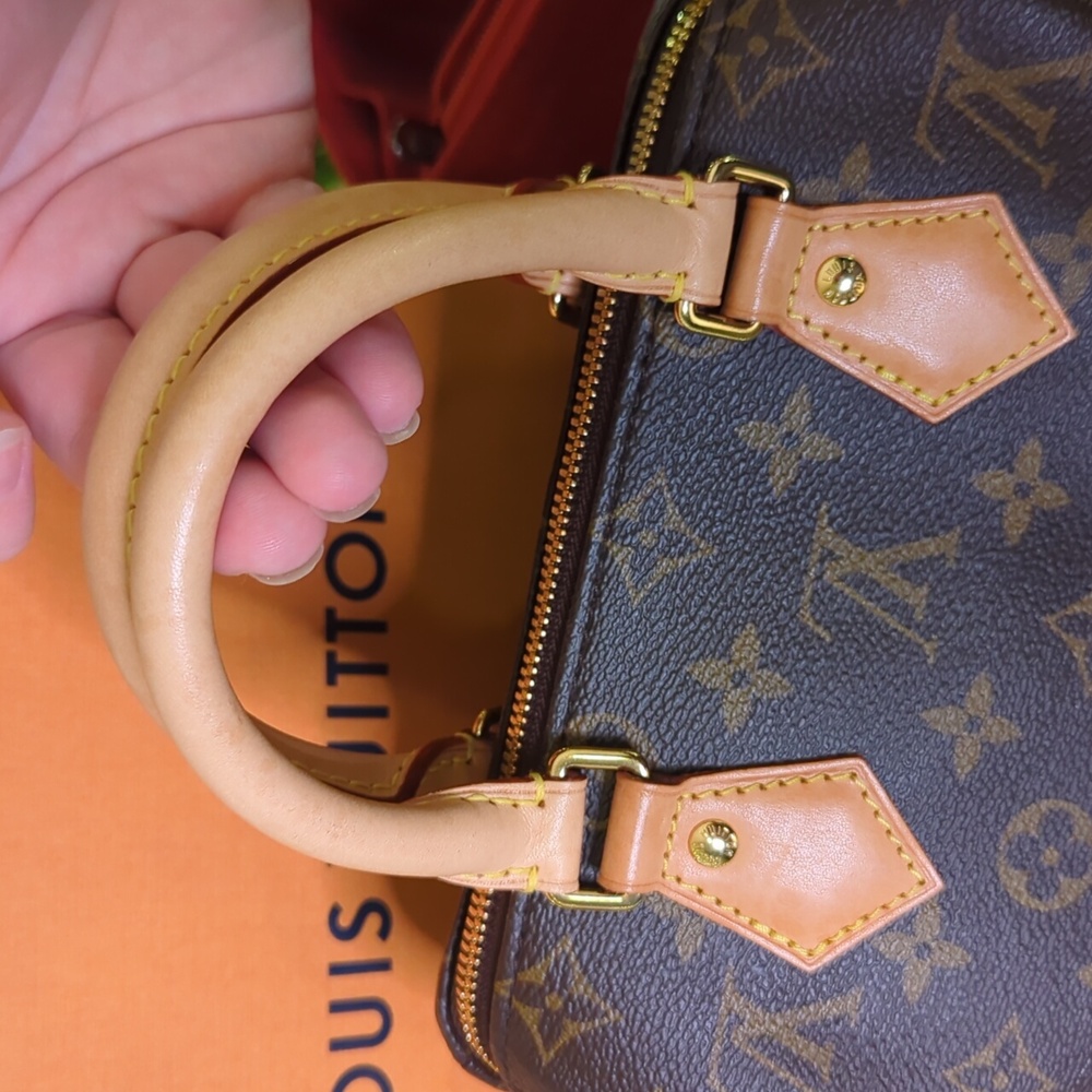 Louis Vuitton Speedy 20 Bandouliere With Strap and Coin Pouch - Picture 6 of 16